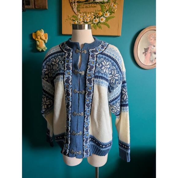 Vintage Norwegian Wool Cardigan | Blue & White Nordic Sweater with Pewter Clasps - Picture 1 of 7